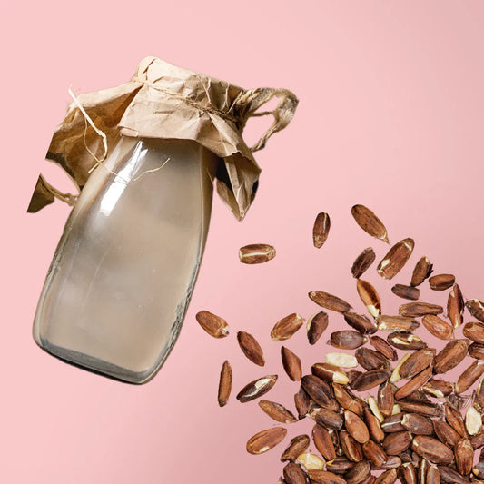 Vegane Köstlichkeit: Selbstgemachte Cremige Pili-Nuss-Milch